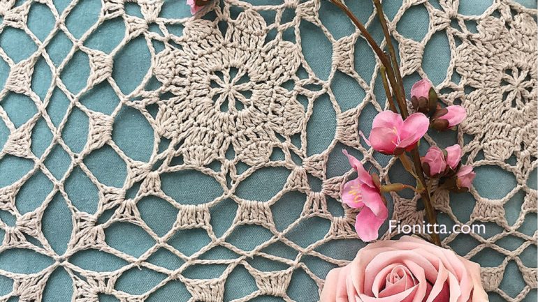 Crochet Clara Motif by Fionitta