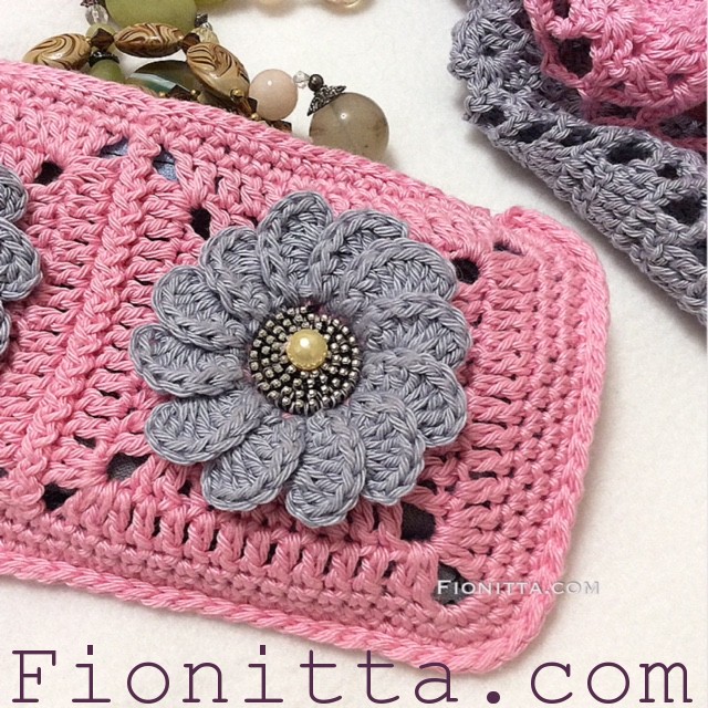 Little crochet pouch